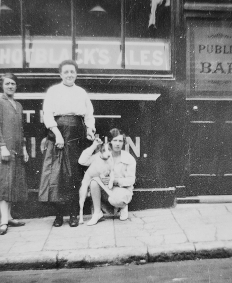 A monochrome photo of members of the Pudney family